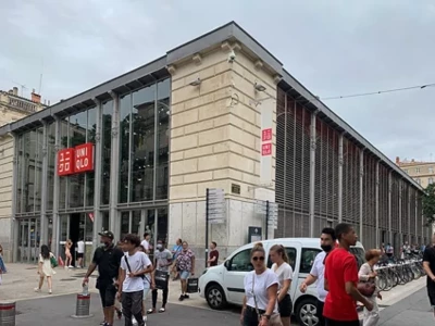 449839-francais-halles-castellane-montpellier-.jpg